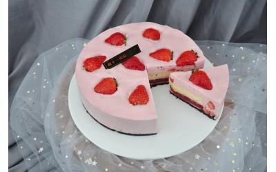 Yogurt Strawberry Mousse<br>酸奶草莓慕斯